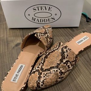 Steve Madden Ally Mule